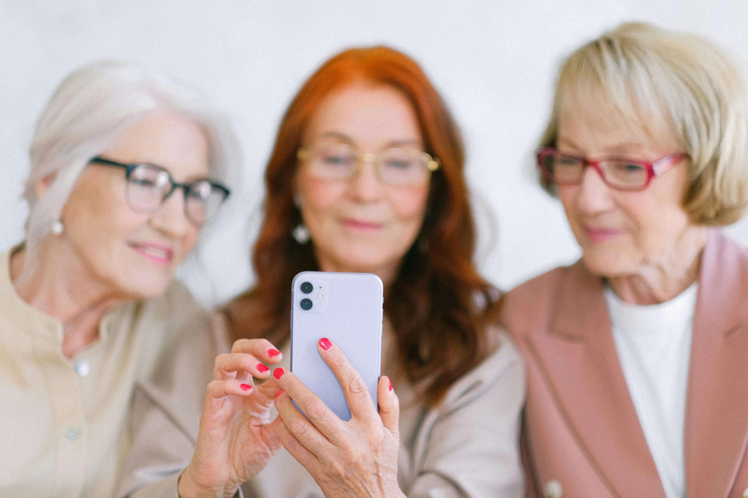 customers chatting with an online business owner through their phone