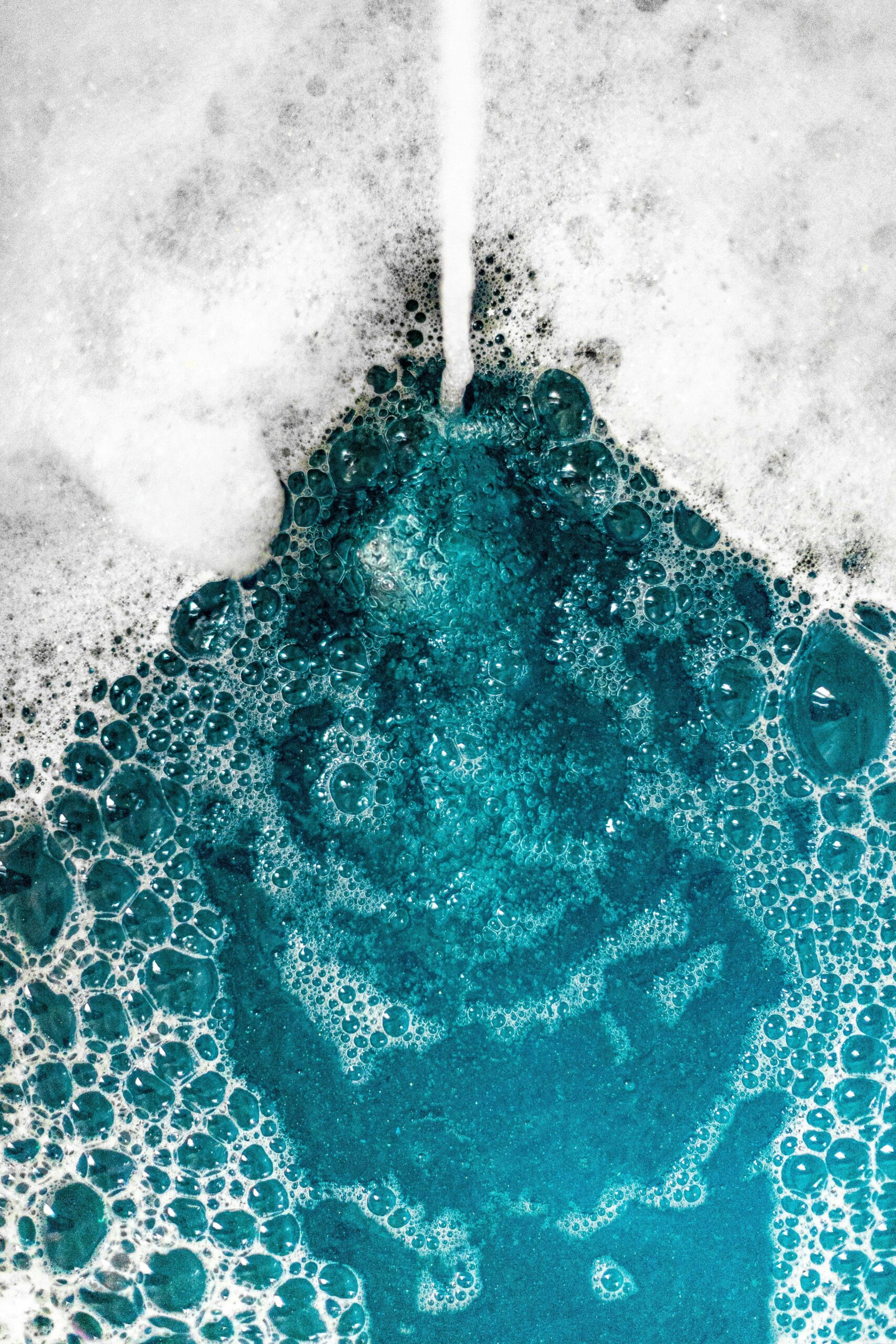 cleaning tablets dissolved in water